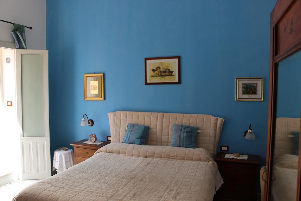 L'Isola Di Ortigia Hotel Сиракуза Стая снимка